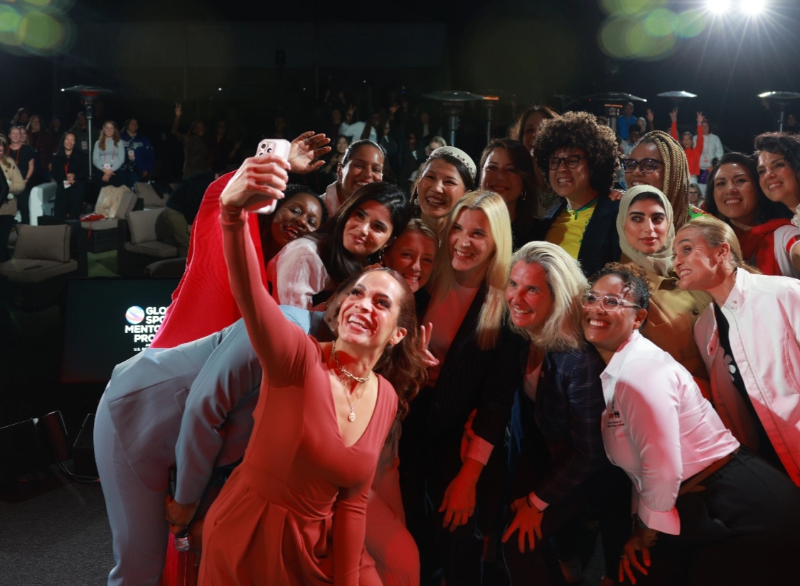 espnW_CA_Summit_2023_Homepage_Carousel_Header_1